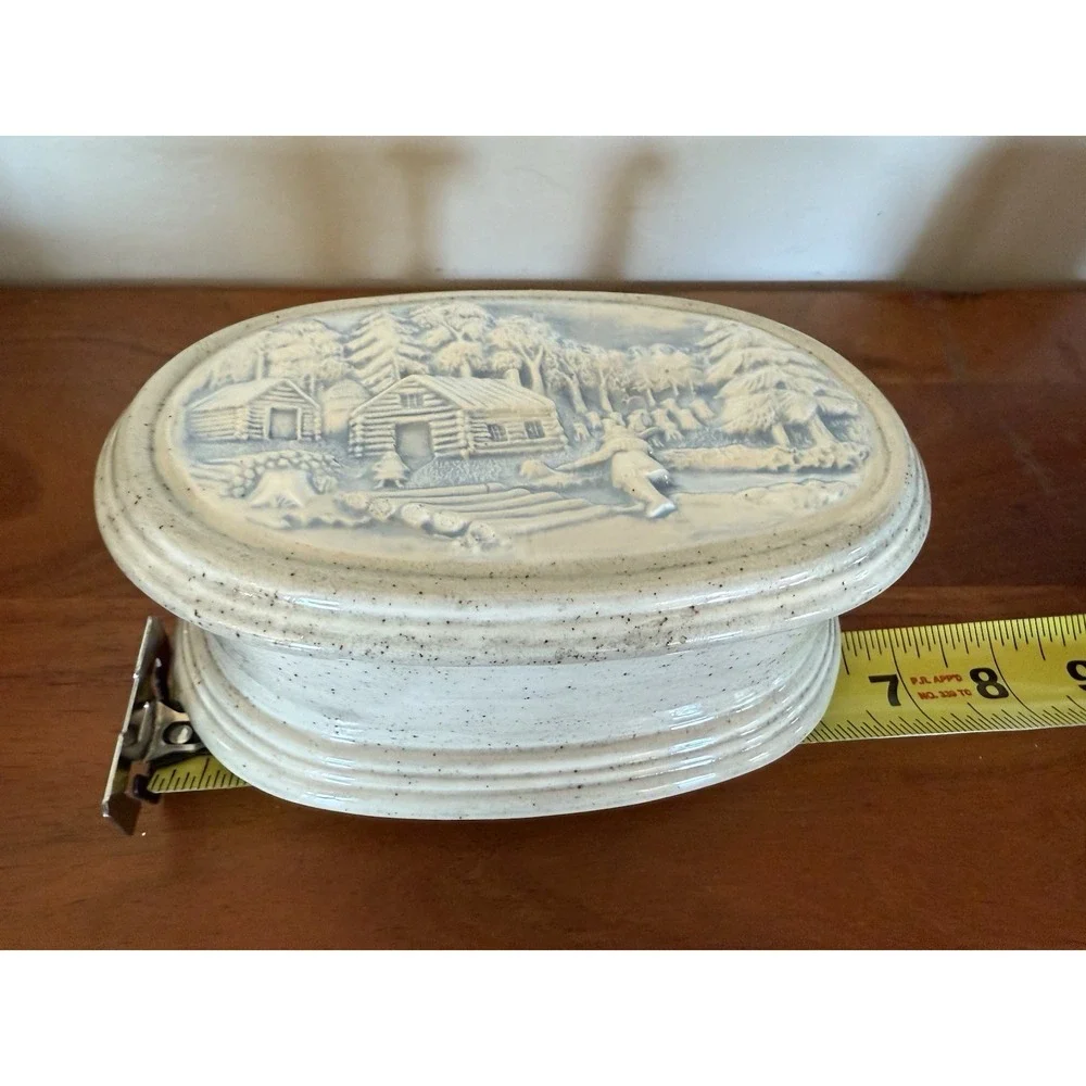 VTG Hershey Mold Trinket Box Jewelry Oval‎ Pioneers Log Cabin Ceramic 3D Signed